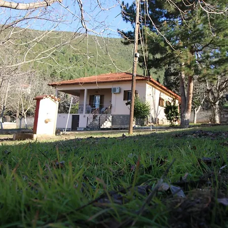 Raise Family Ferienhaus Polydrosos