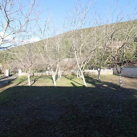 Holiday home Raise Family Polydrossos