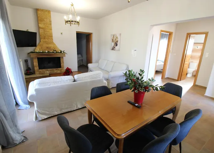 Holiday home Raise Family Polydrossos